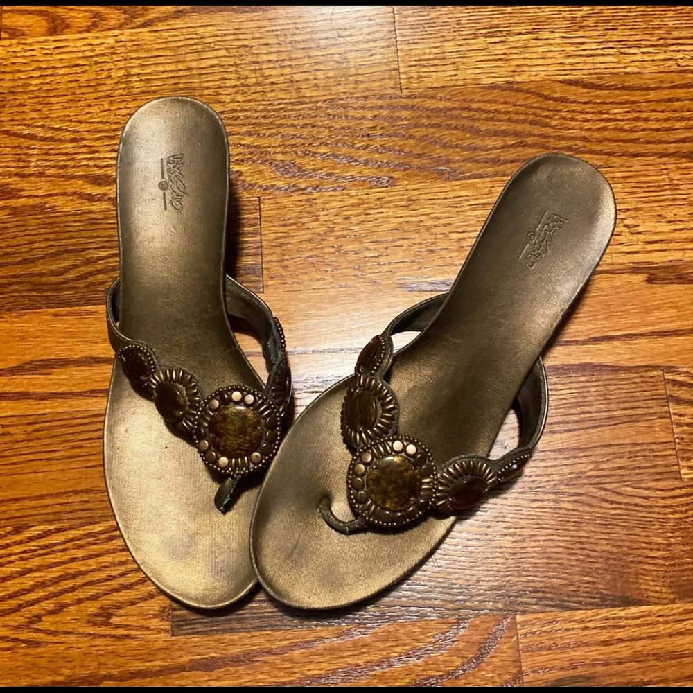 Wedged sandal 👡